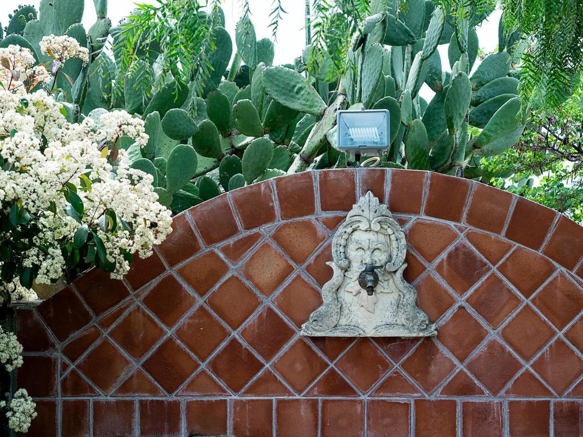 Santa Maria di Licodia Fontana Del Cherubino מראה חיצוני תמונה